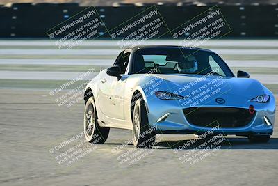 media/Nov-02-2025-Speed Ventures (Sun) [[61724e2e34]]/Black/Session 4/